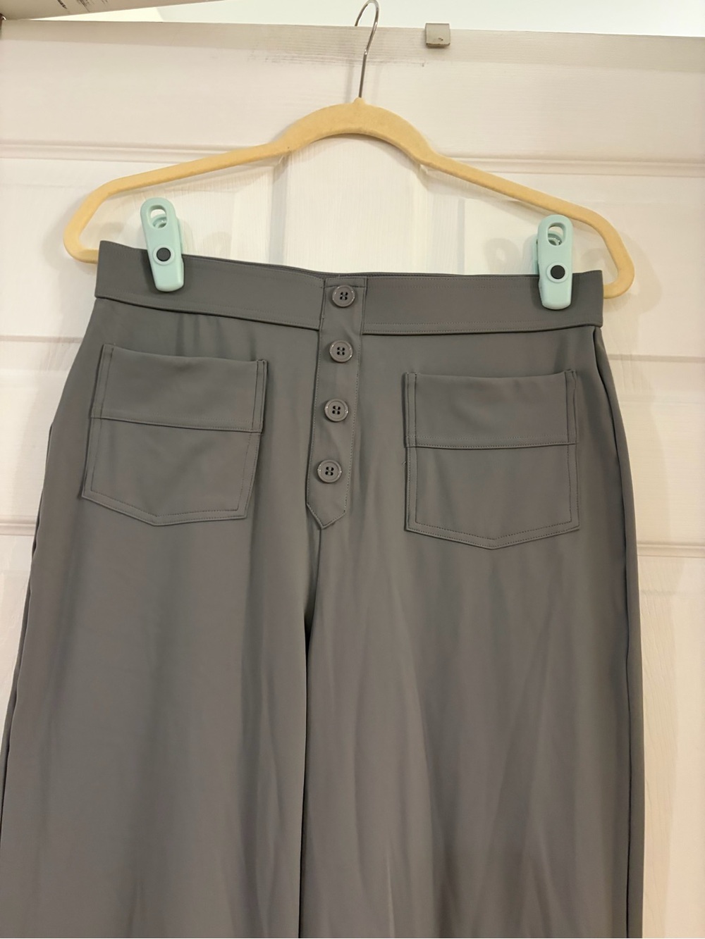 Halara DayStretch High Waisted Pockets Straight Leg Casual Pants NWT size L - Picture 3 of 6